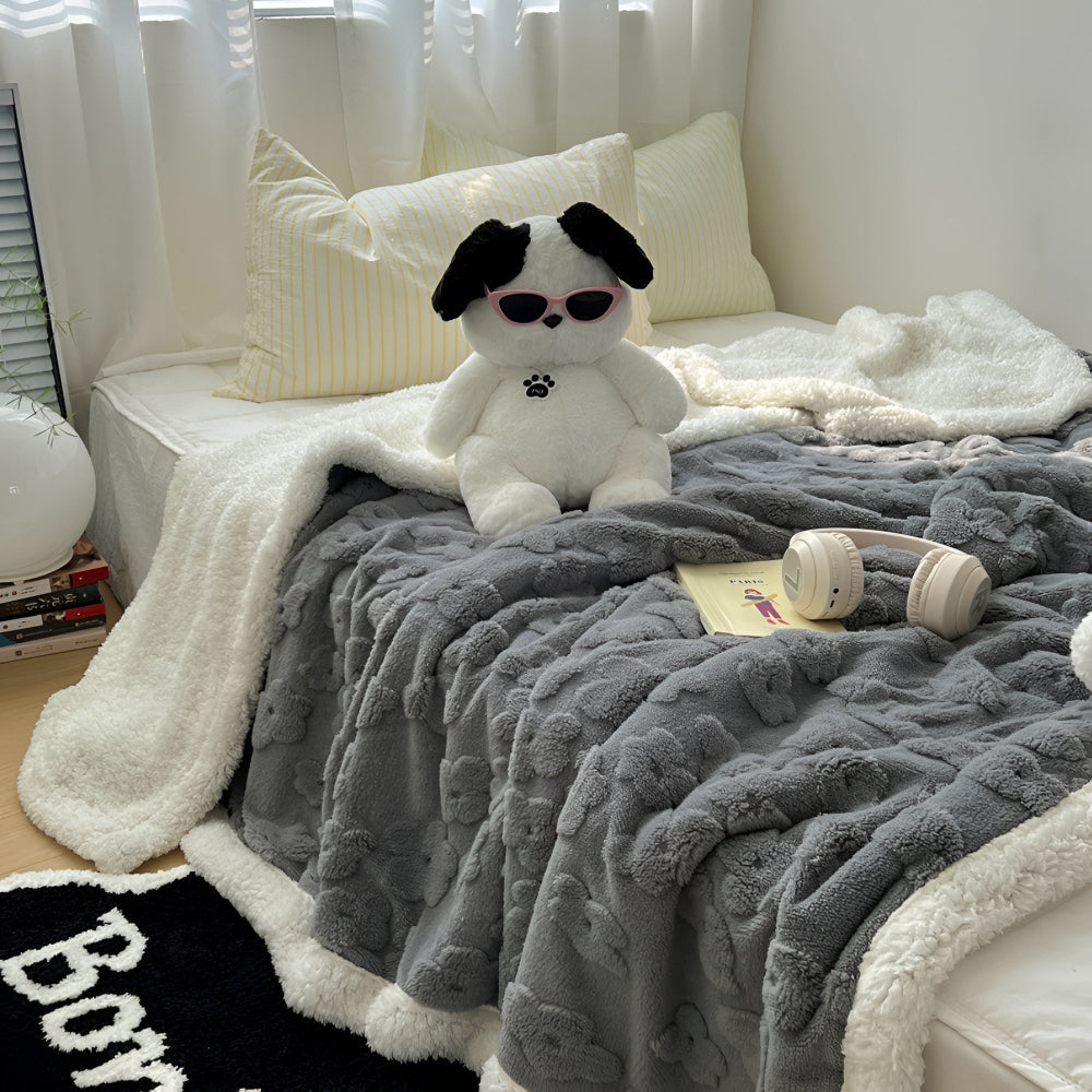Cloud Flower Snuggle Sherpa Throw Blanket Soft Cozy Warm Blanket