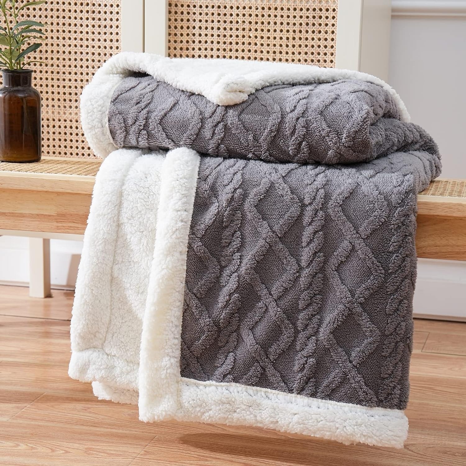 Snuggle Sherpa Throw Blanket Soft Warm Cozy Fleece Blanket